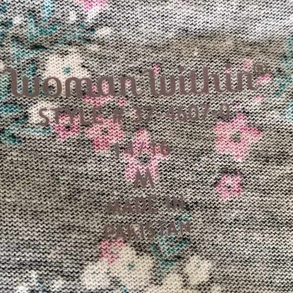 Woman’s Tunic Tops Size M - Picture 8 of 12